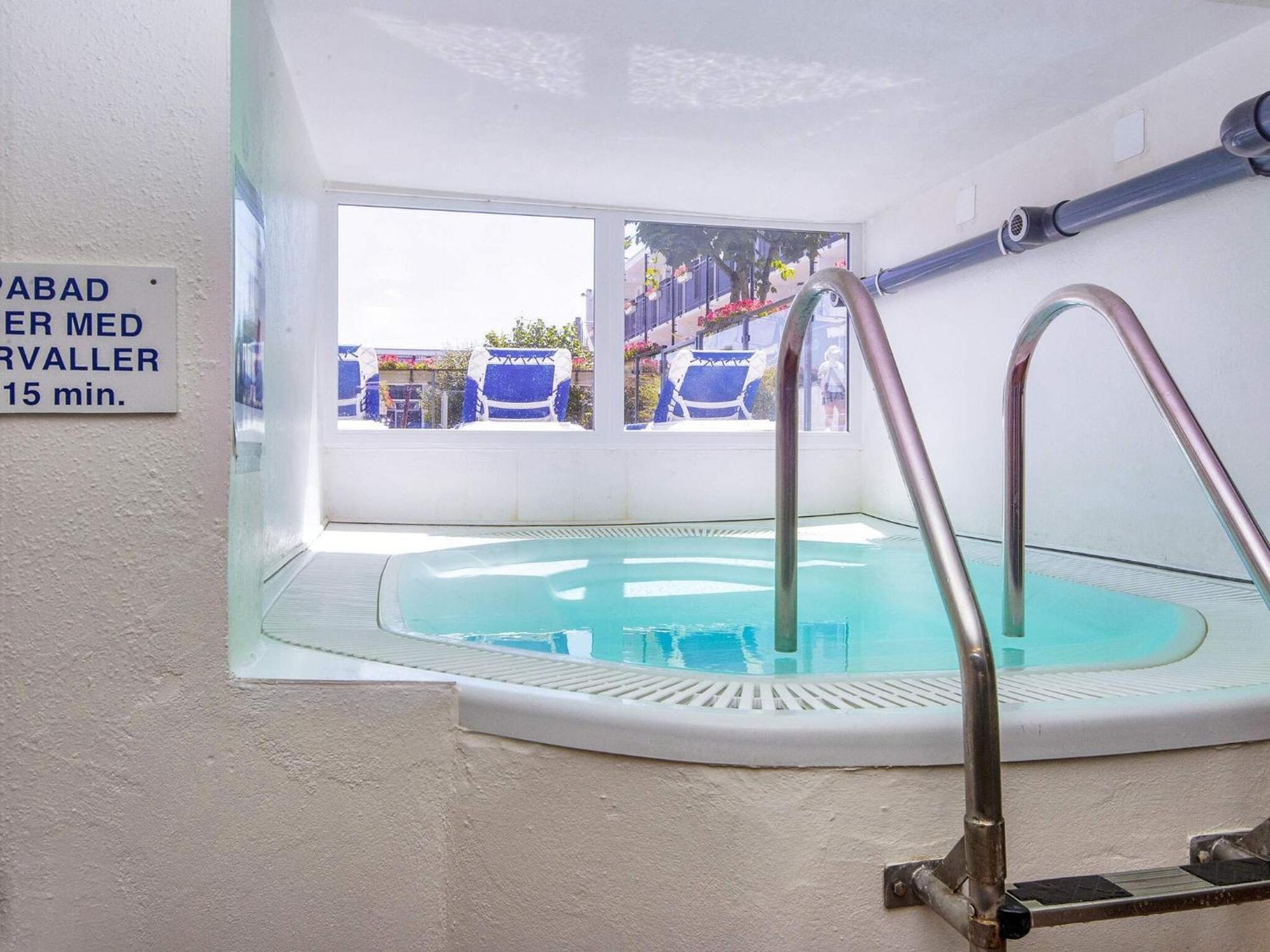 5 Person Holiday Home On A Holiday Park In Glesborg Экстерьер фото